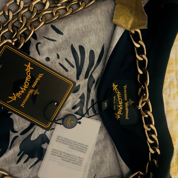 Vivienne Westwood tshirt - Picture 4 of 5